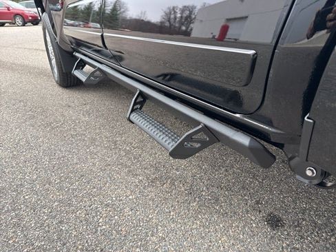 Used 2024 Toyota Tacoma SR image 7