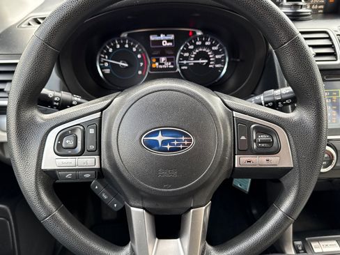 Used 2017 Subaru Forester 2.5i Premium image 27