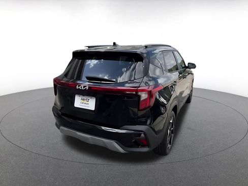 Used 2025 Kia Seltos S image 16