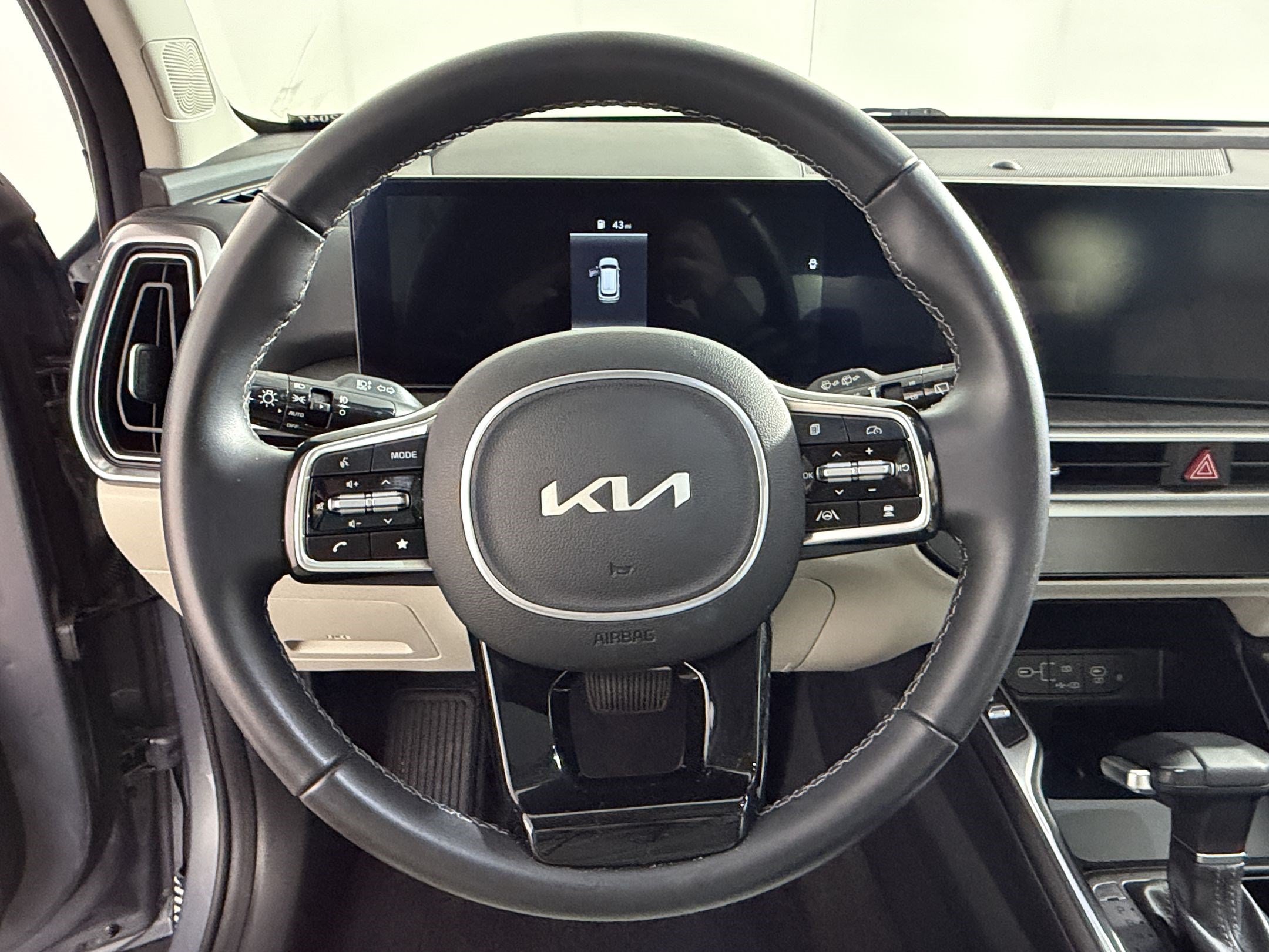 Used 2025 Kia Sorento X-Line EX AWD/4WD image 11