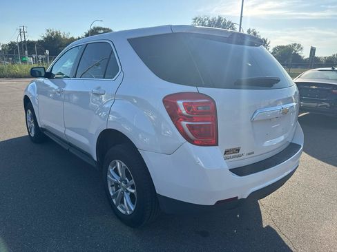 Used 2017 Chevrolet Equinox LS AWD/4WD image 7