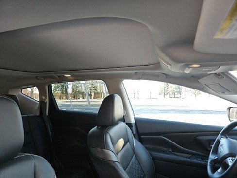 Used 2023 Nissan Murano Platinum w/ Cargo Package image 13