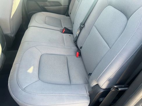 Used 2018 Chevrolet Colorado W/T w/ WT Convenience Package image 19