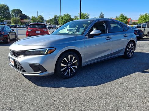 Used 2022 Honda Civic EX-L image 3