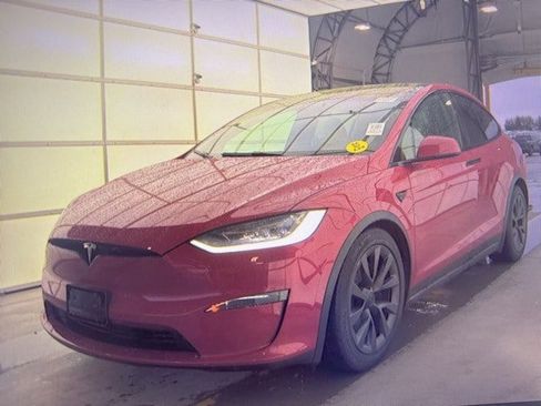 Used 2022 Tesla Model X image 1