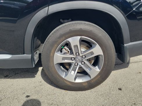 Certified 2024 Honda Pilot EX-L image 8