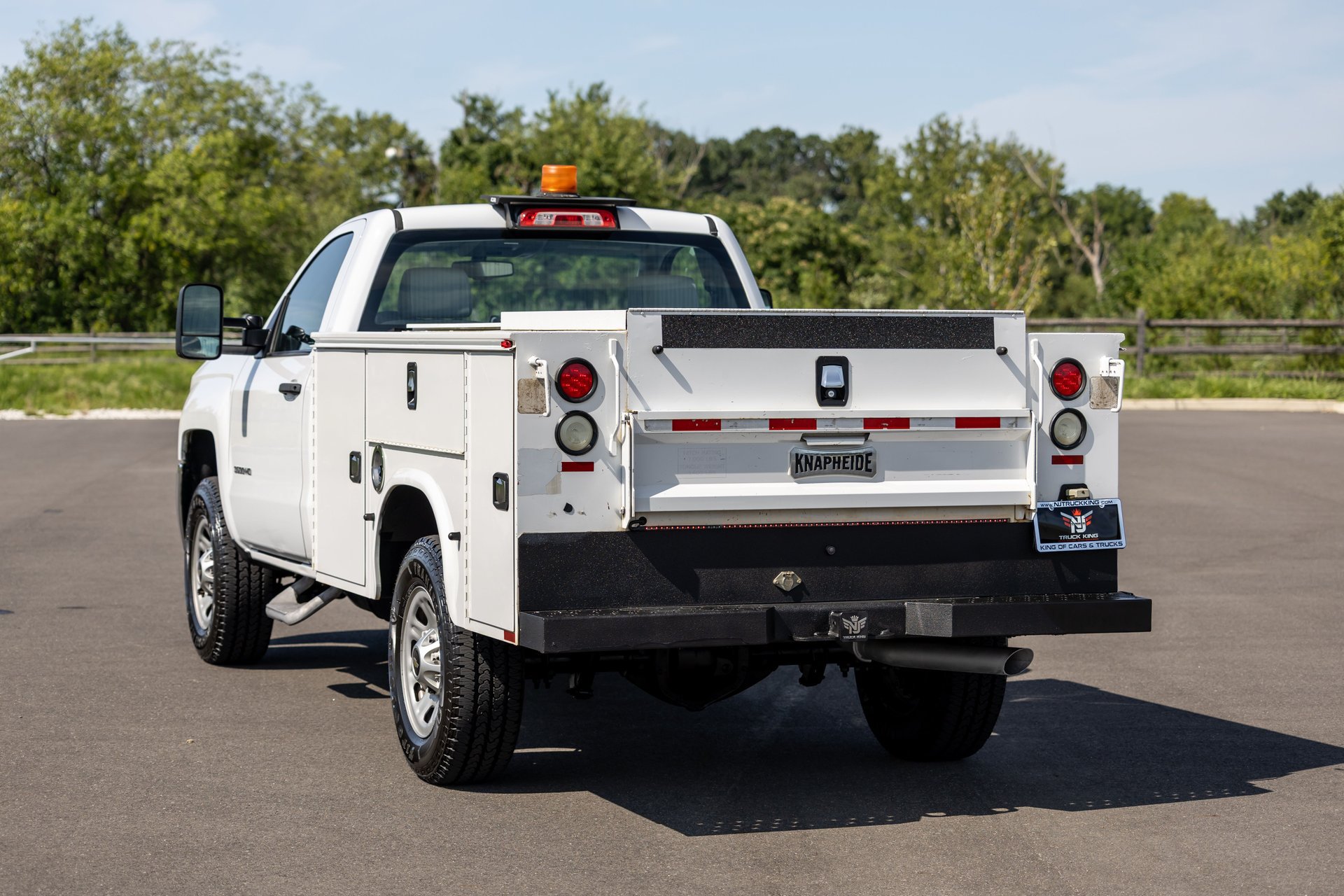 Used 2017 Chevrolet Silverado 3500 W/T RWD image 9