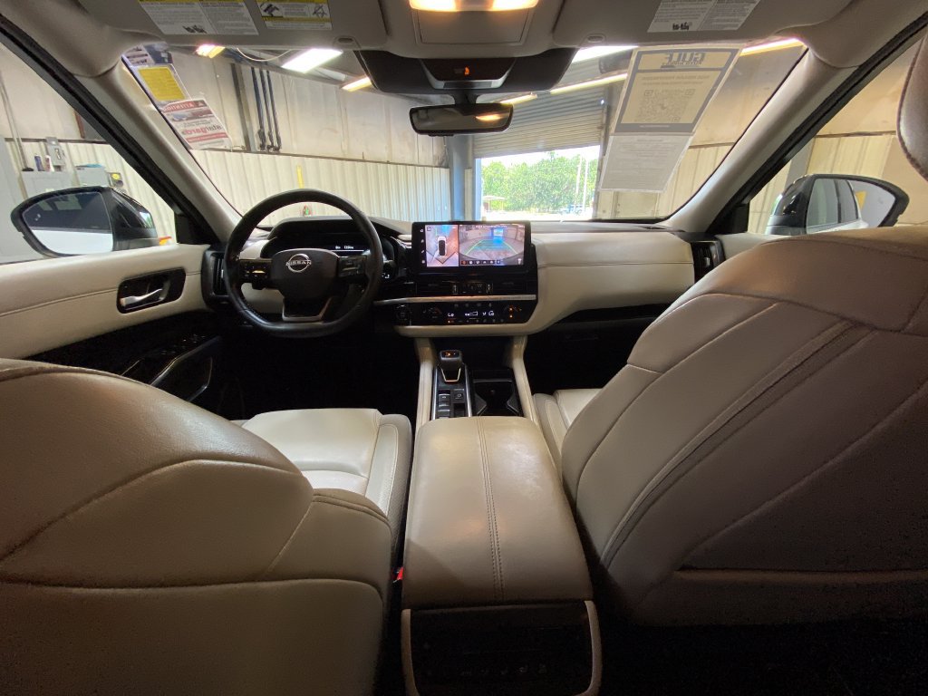 Used 2026 Nissan Pathfinder SL FWD image 19