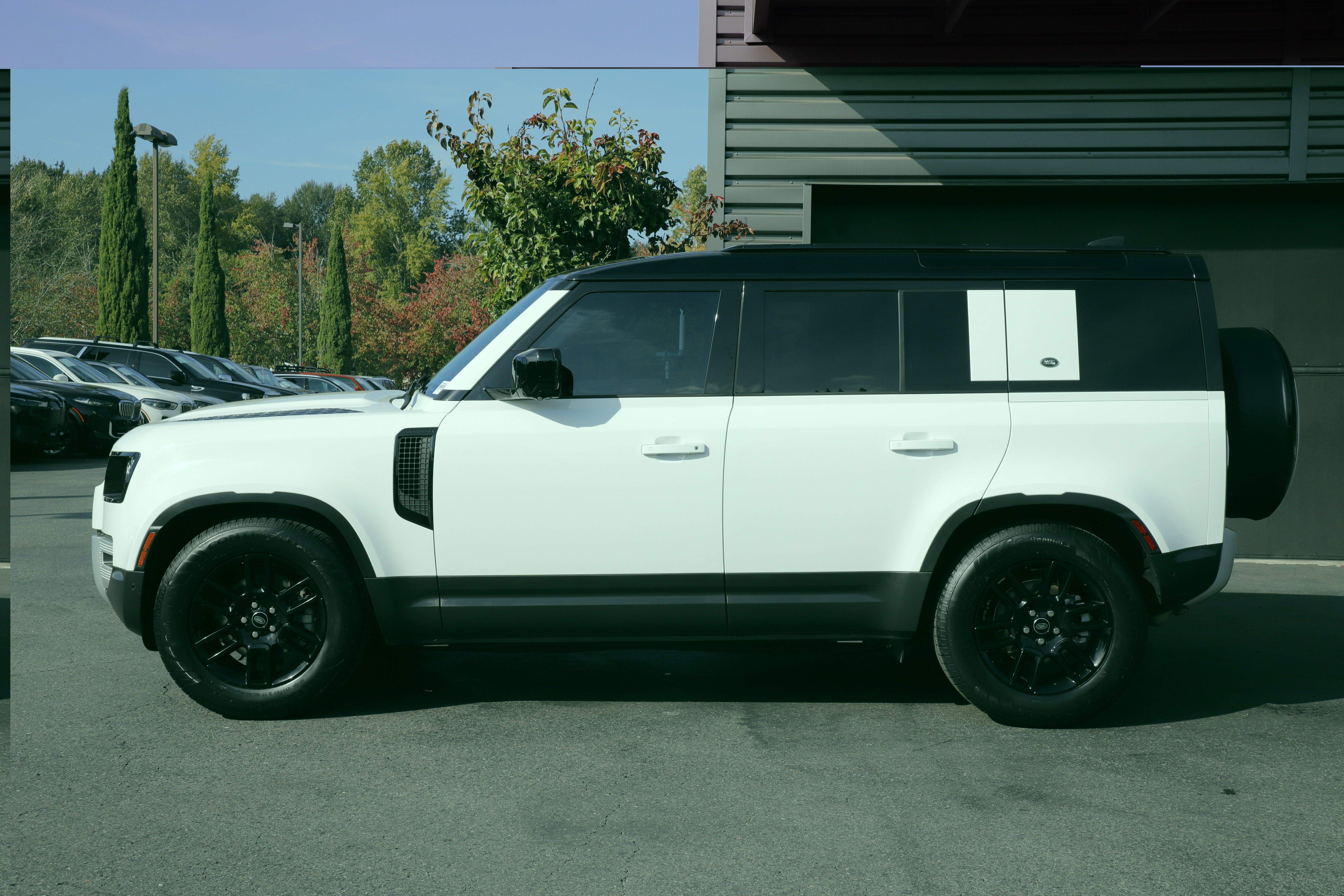 Certified 2023 Land Rover Defender 110 S AWD/4WD image 5