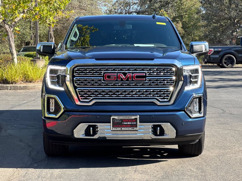 Used 2022 GMC Sierra 1500 Denali w/ Denali Premium Package AWD/4WD image 10