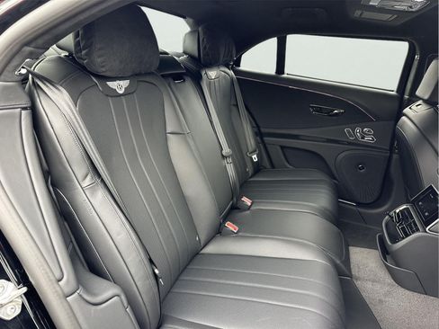 New 2026 Bentley Flying Spur V8 AWD/4WD image 28