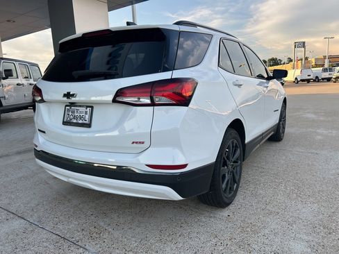 Certified 2022 Chevrolet Equinox RS w/ RS Leather Package image 5