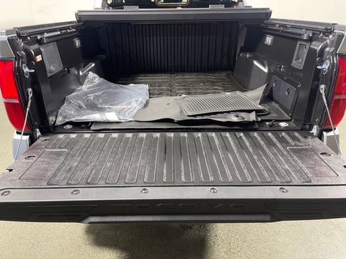 Certified 2025 Toyota Tacoma TRD Off-Road image 10