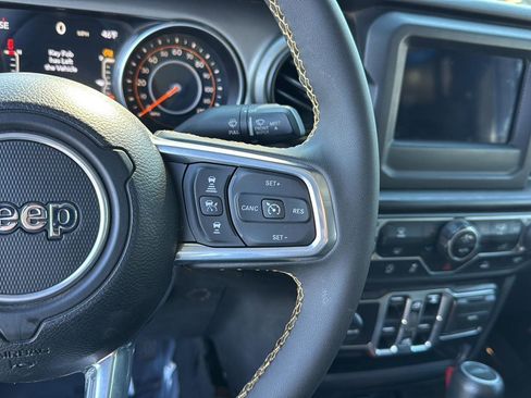 Used 2020 Jeep Gladiator Sport w/ Quick Order Package 24S image 18