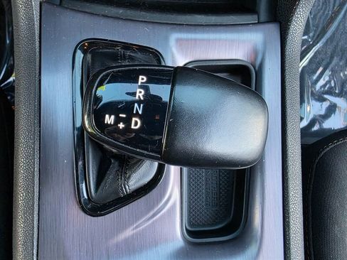 Used 2019 Dodge Charger R/T w/ Stars & Stripes Edition RWD image 36