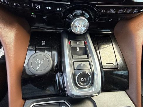 Used 2023 Acura MDX SH-AWD w/ Technology Package image 21