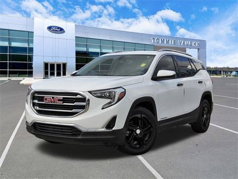 Used 2019 GMC Terrain SLT image 1