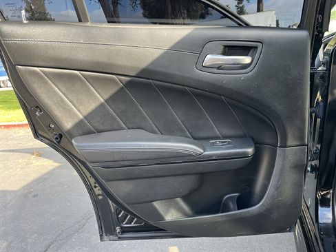 Used 2019 Dodge Charger R/T w/ Plus Group image 32