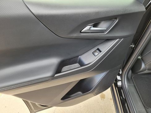 New 2026 Chevrolet Equinox LT w/ Convenience Package II image 10