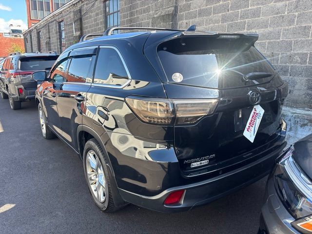 Used 2016 Toyota Highlander Limited Platinum AWD/4WD image 7