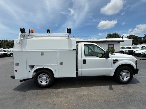 Used 2008 Ford F350 XL image 4