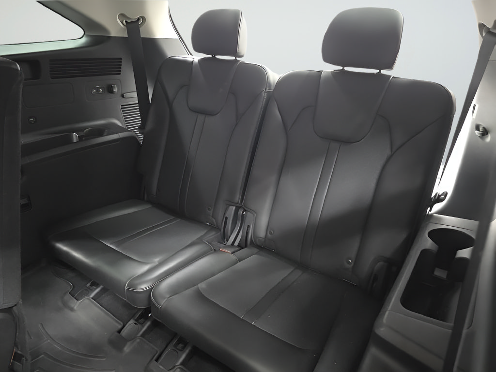 Used 2021 Kia Sorento S FWD image 23