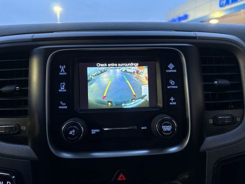 Used 2017 RAM 1500 Express w/ Express Value Package image 25