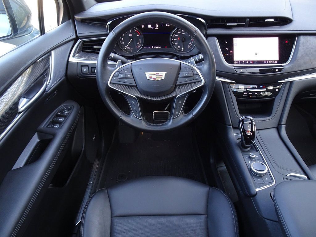 Certified 2024 Cadillac XT5 Sportv w/ Technology Package AWD/4WD image 14