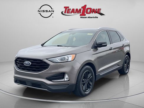 Used 2019 Ford Edge SEL w/ Equipment Group 201A image 4