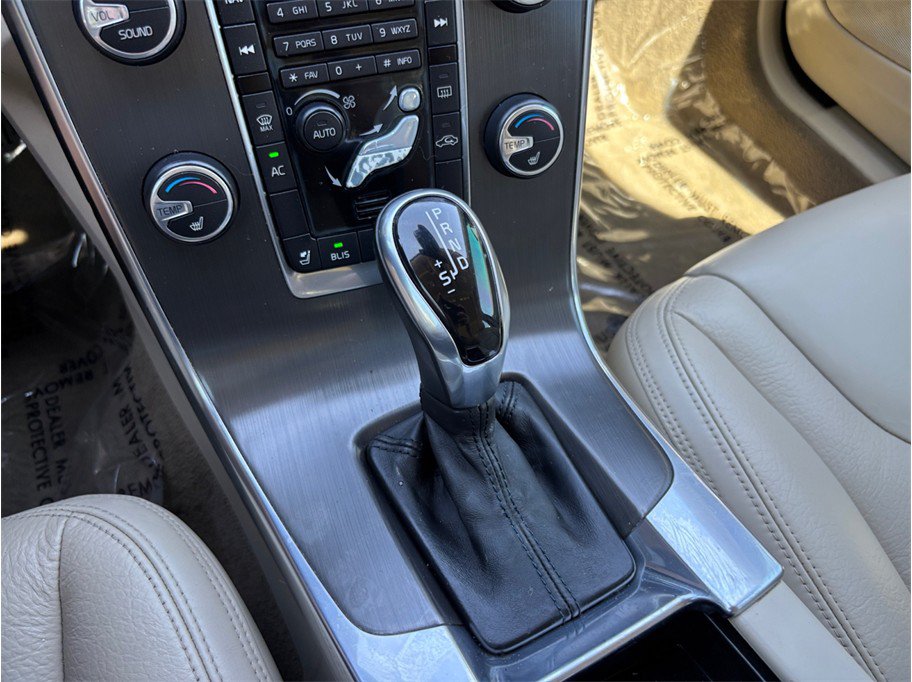 Used 2014 Volvo S60 T5 FWD image 35
