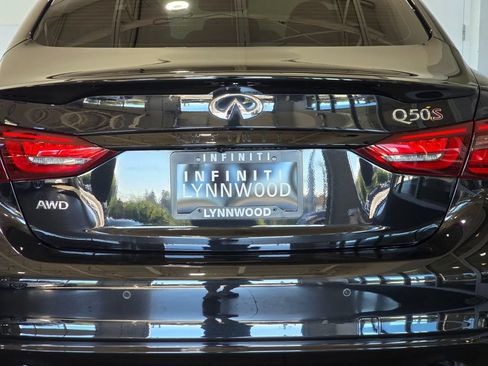 Used 2021 INFINITI Q50 Red Sport 400 AWD/4WD image 27