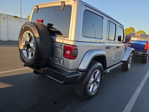 Used 2020 Jeep Wrangler Unlimited Sahara AWD/4WD image 2