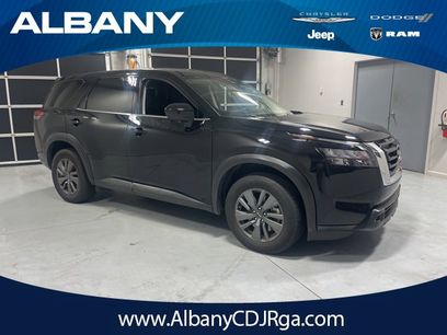 Used 2023 Nissan Pathfinder S