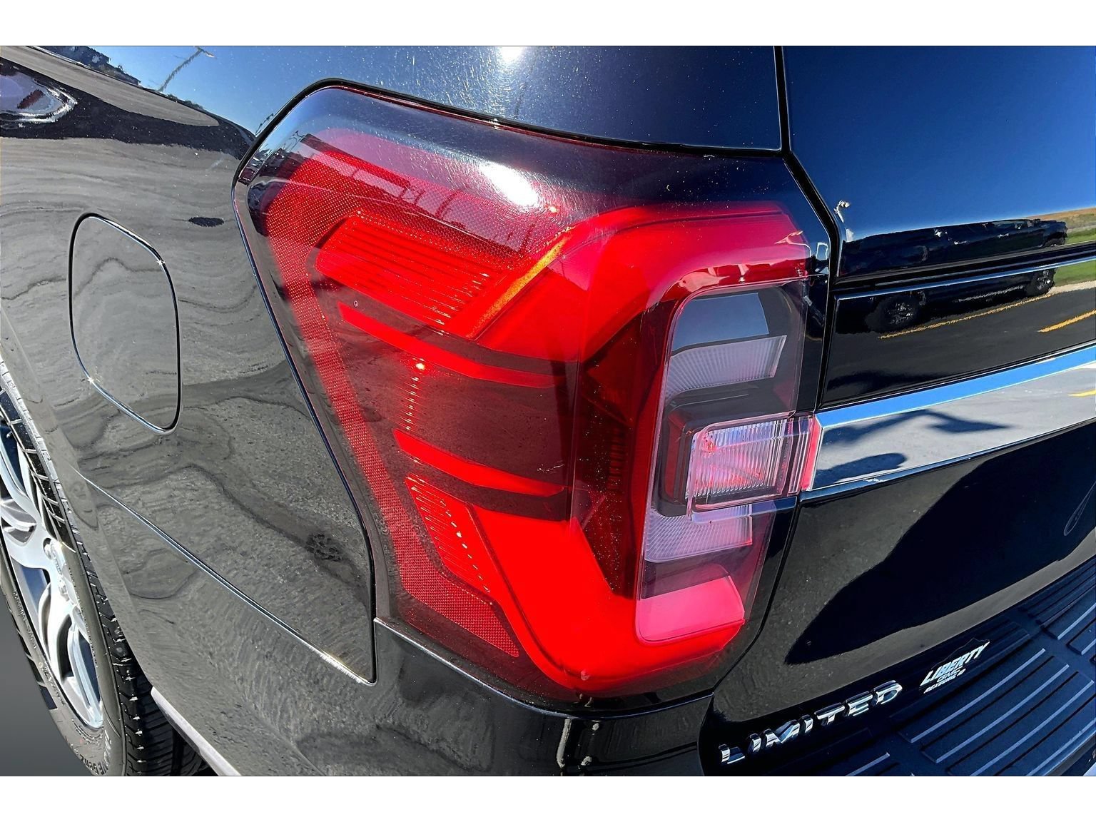 Used 2024 Ford Expedition Max Limited AWD/4WD image 20