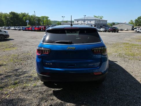 Used 2025 Jeep Compass Limited AWD/4WD image 4