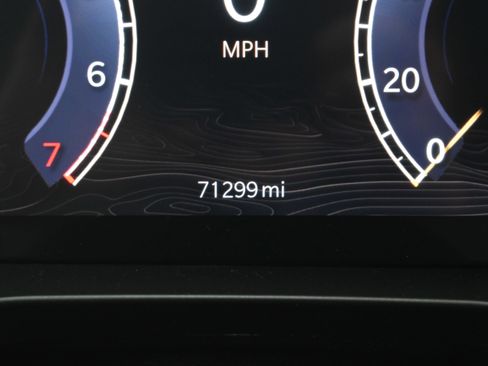 Used 2022 Jeep Grand Cherokee L Limited image 13