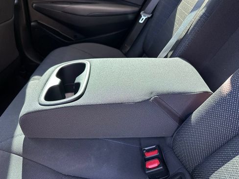 Used 2020 Toyota Corolla SE FWD image 32