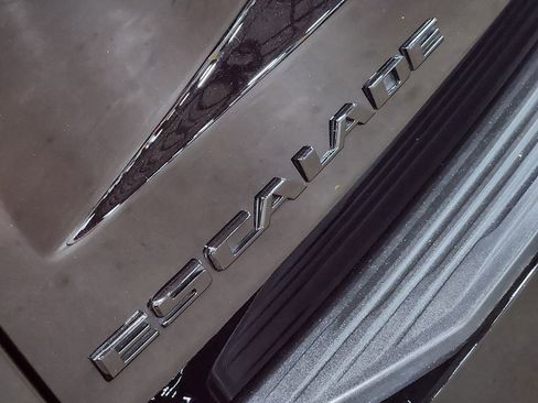 Used 2023 Cadillac Escalade Sport w/ LPO, ONYX Package AWD/4WD image 23