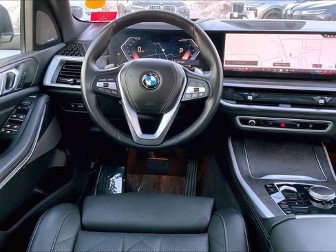 Certified 2024 BMW X5 xDrive40i w/ Premium Package image 6