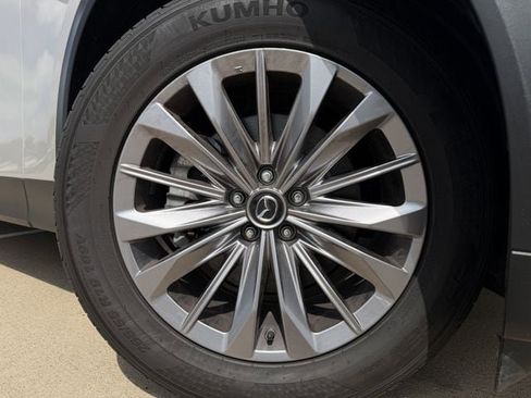 Used 2025 MAZDA CX-90 3.3 Turbo w/ Preferred Package AWD/4WD image 9