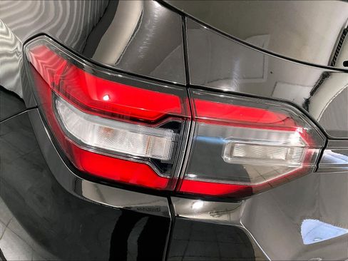 Used 2023 Honda Pilot Touring image 35