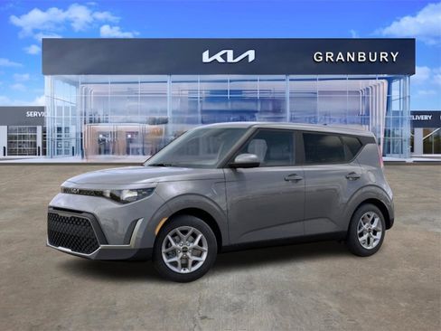 New 2025 Kia Soul LX image 4