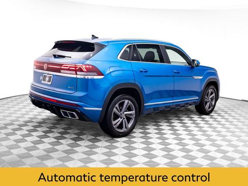 Used 2024 Volkswagen Atlas Cross Sport SEL R-Line AWD/4WD image 5