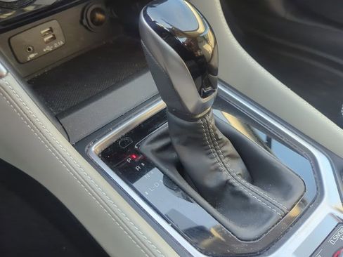 Used 2019 Subaru Forester Limited image 24