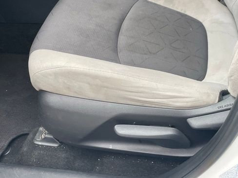 Used 2019 Toyota RAV4 XLE w/ Carpet Mat Package image 7