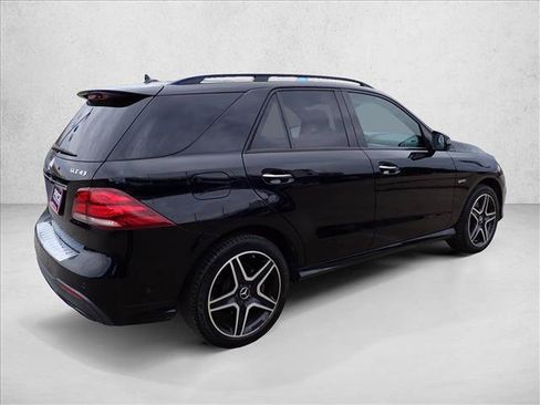 Used 2019 Mercedes-Benz GLE 43 AMG 4MATIC image 4