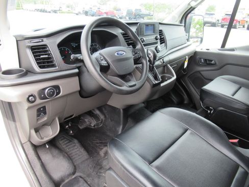 Used 2024 Ford Transit 250 148 Medium Roof w/ Load Area Protection Package RWD image 27