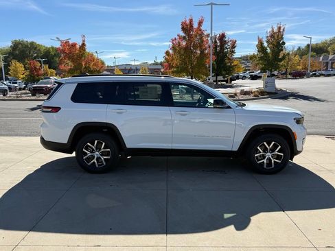 New 2025 Jeep Grand Cherokee L Limited w/ Trailer Tow Package image 7
