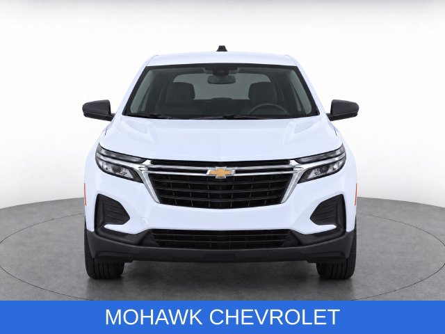 Used 2022 Chevrolet Equinox LS w/ LS Convenience Package AWD/4WD image 6
