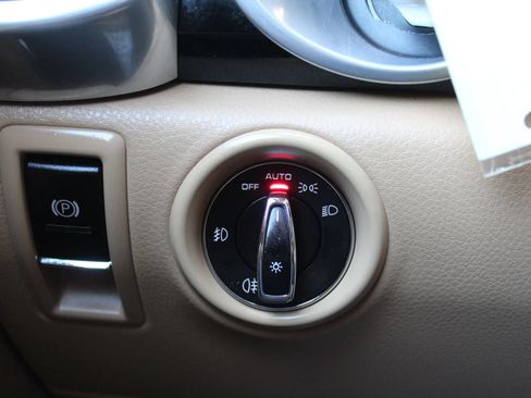 Used 2014 Porsche Cayenne AWD/4WD image 25